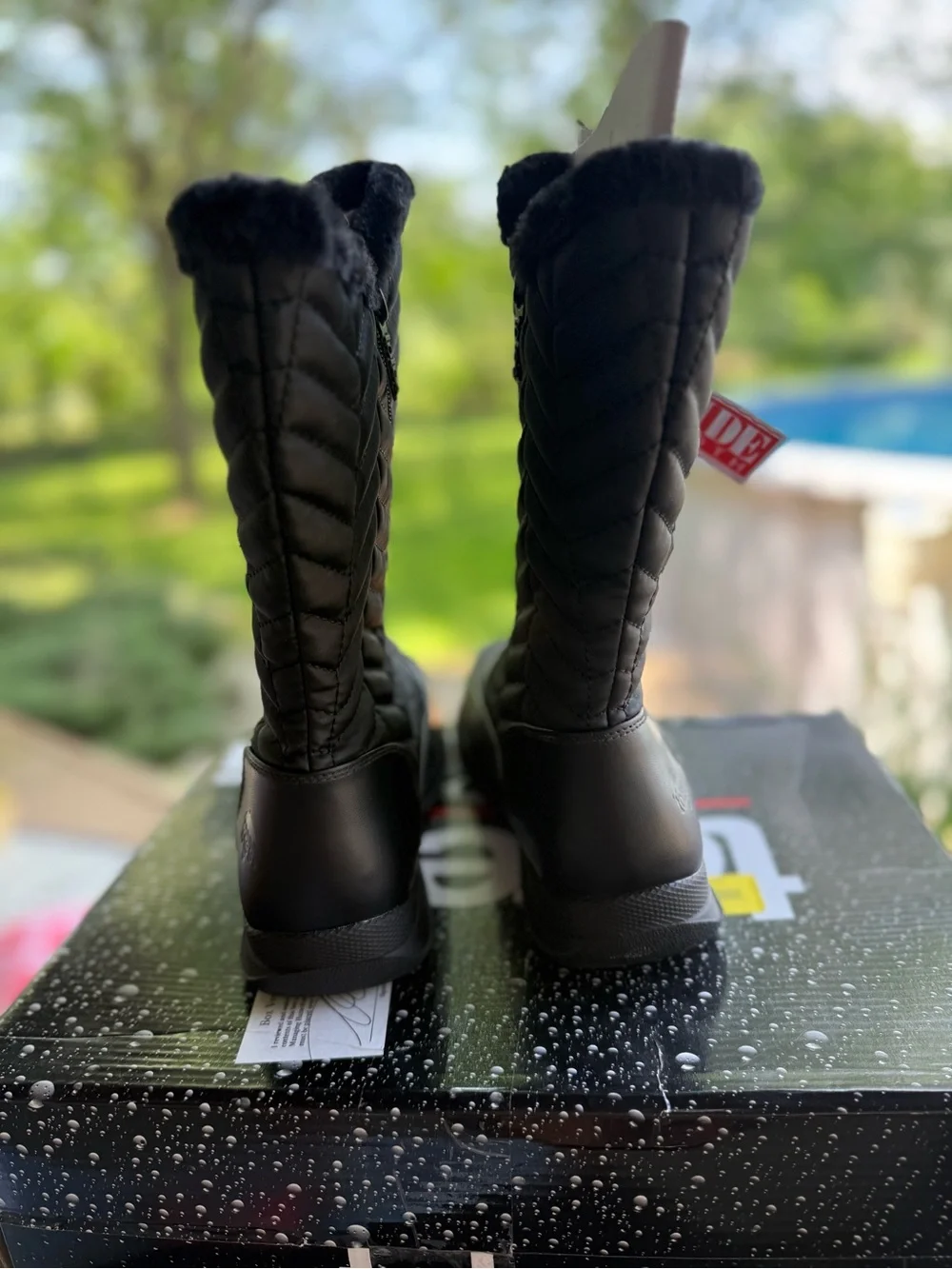 totes water resistant